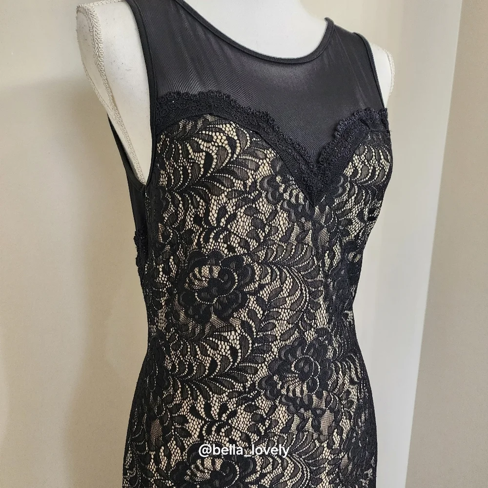 Formal Elegant Black Cream Lace Backless Sheer Back Dress - Picture 2 of 12